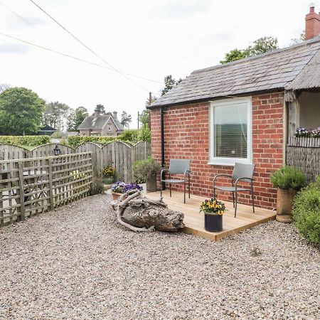St Cuthbert'S Cottage Beal Exterior photo